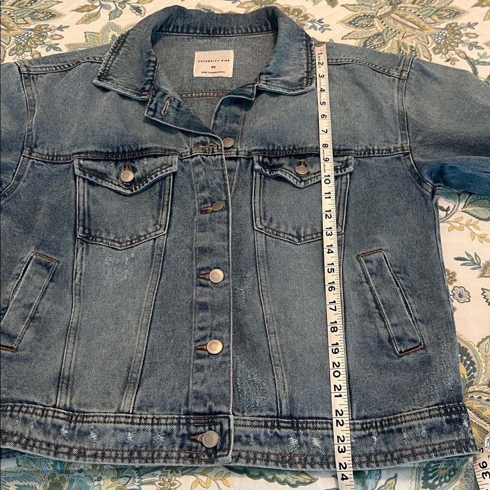 Celebrity Pink oversized jean jacket, size XS. - Picture 7 of 12
